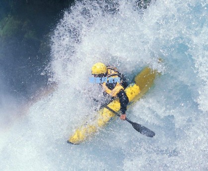 okooo|瑞士国脚曼赞比盛赞扎卡，领袖风范铸就国家队灵魂