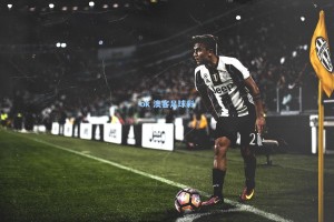 澳客网官网_前国脚弗拉尼奥开启人生新赛场，执起教鞭，在小学课堂传授西班牙语